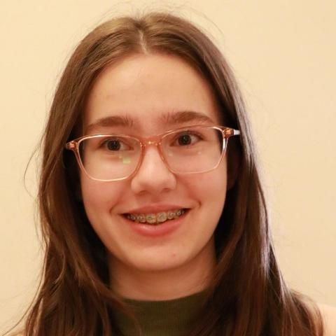 Dóra Sárdinecz